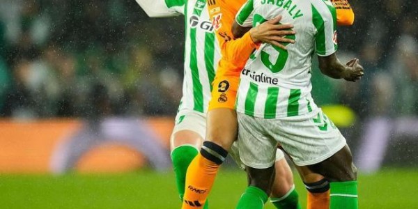 【西甲】卜拉欣破门伊斯科点射，皇马1比2客负贝蒂斯