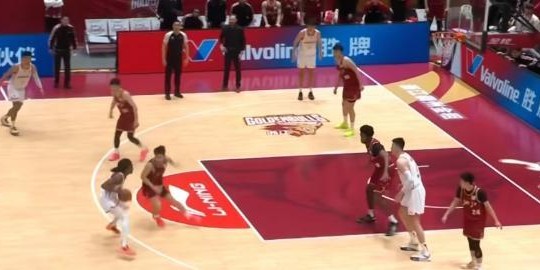 FB体育-CBA排名一夜大变！上海第2，北京第5，辽宁4分憾负，深圳绝杀