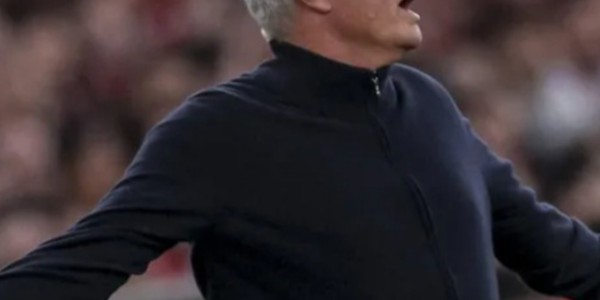 1-1！穆帅争二利好：葡体爆冷+差前二3分，本菲卡后3场全胜进欧冠