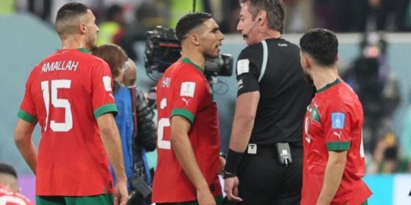 FB体育-【夜读】本泽马已康复，他将首发出战...巴拉多利德！