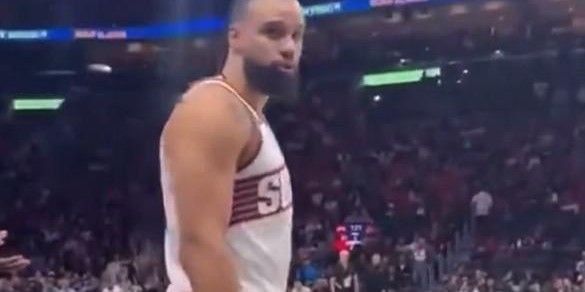 FB体育-尴尬的是最后输了，狄龙回喷骂自己垃圾的热火球迷：看看比分，f**k