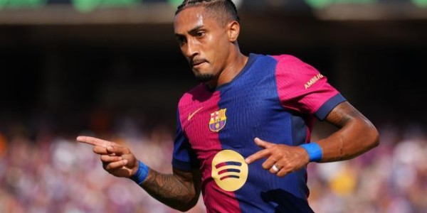 FB体育app下载-弗利克：为大胜感到自豪，但这只是赛季开局阶段