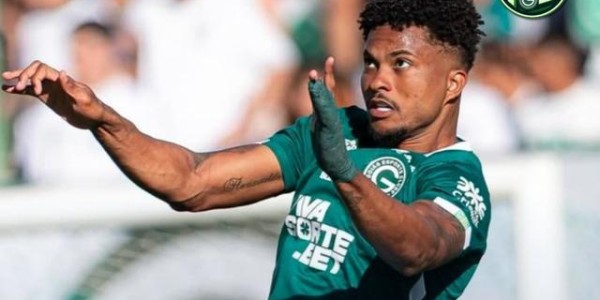 FB体育-记者：中国俱乐部正在谈租借戈亚斯26岁中卫卢卡斯-里贝罗