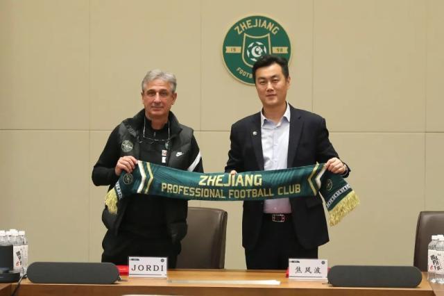 1671220726275015898.jpg qd.jpg